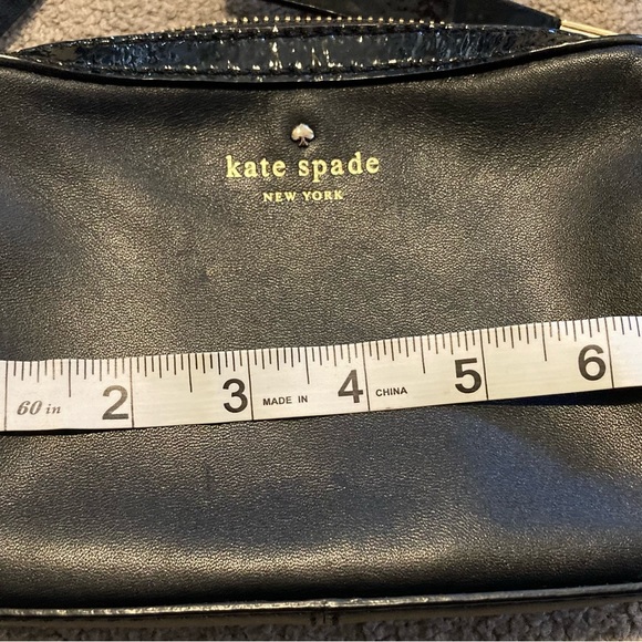 Kate Spade ♠️ crossbody purse - Picture 6 of 8